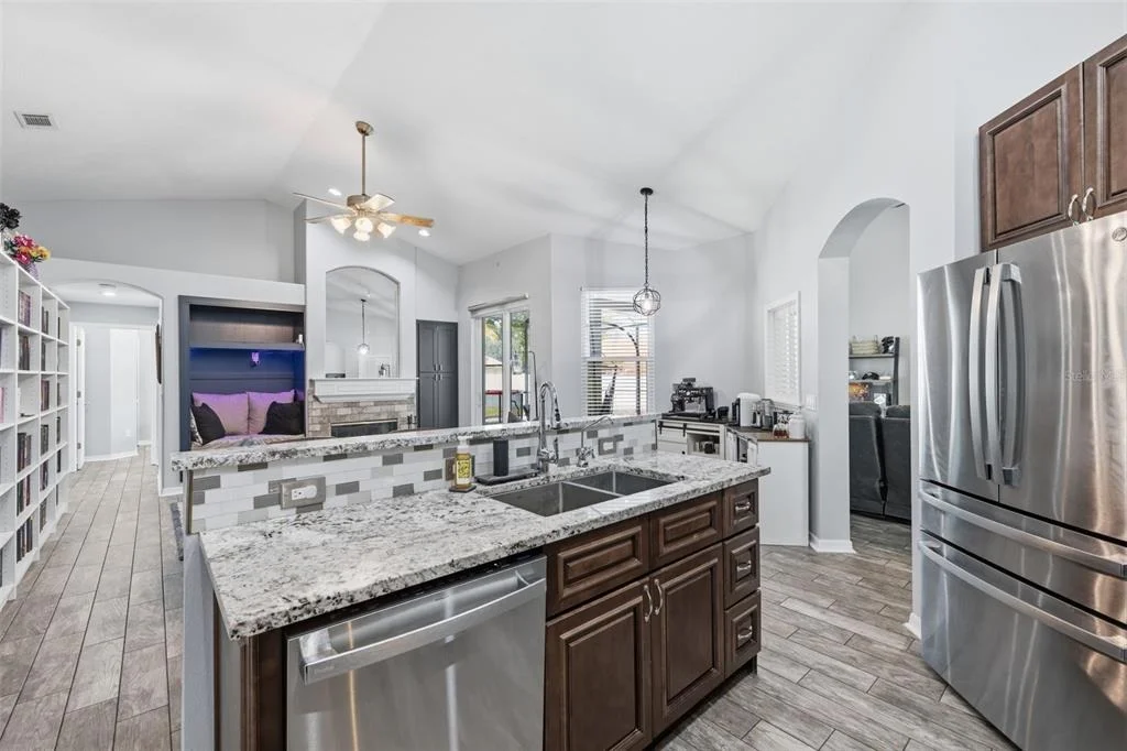 Photo of 12020 RUNNING FOX CIRCLE