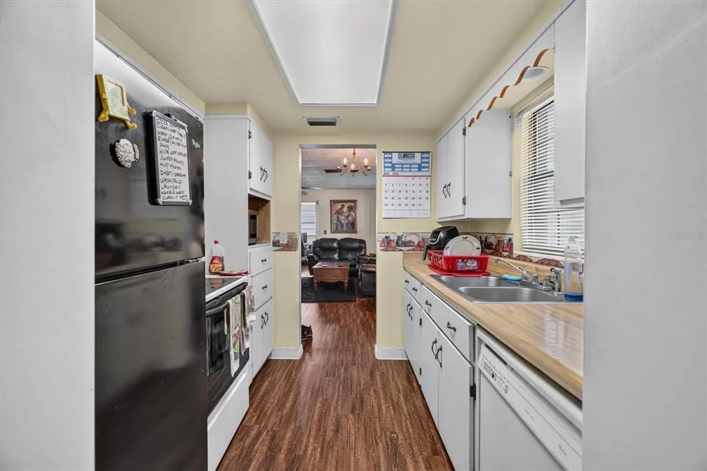 Photo of 1865 CEDARWOOD DRIVE
