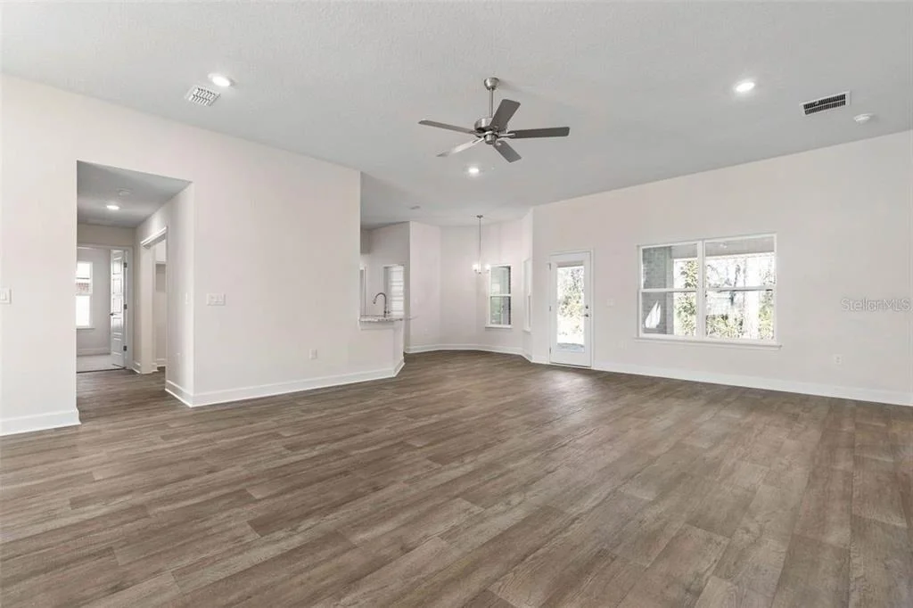 Photo of 98 ROLLING SANDS DRIVE