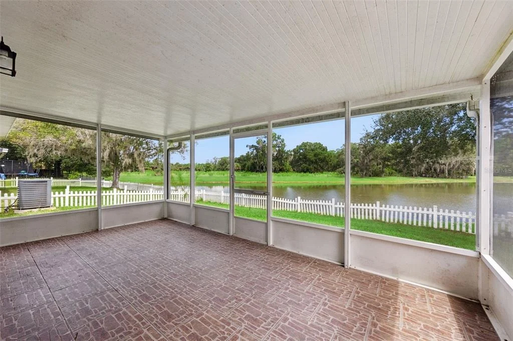 Photo of 1906 CORNER GLEN DRIVE