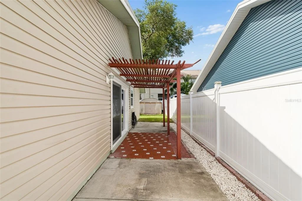 Photo of 3134 WHISPERING DRIVE N
