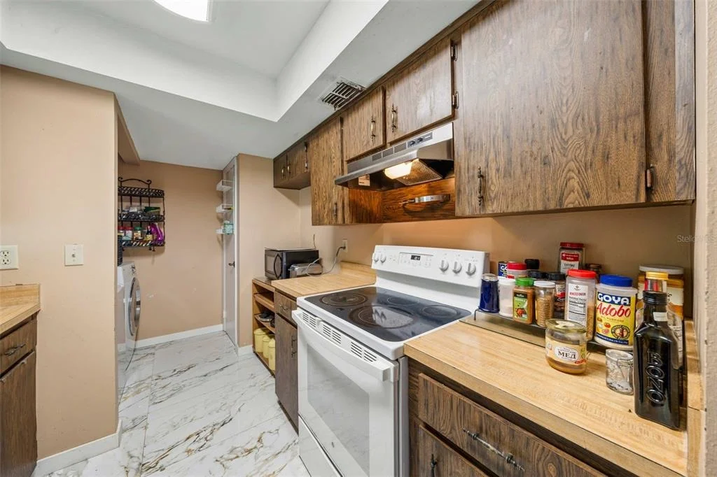 Photo of 7410 ORANGE CREST CIRCLE