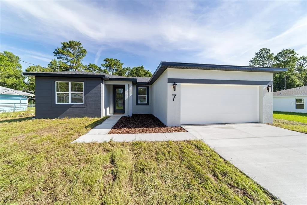 Photo of 7 OAK TRAIL
