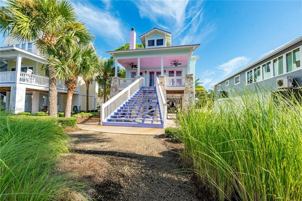 Photo of 1410 SE MAGNOLIA DRIVE