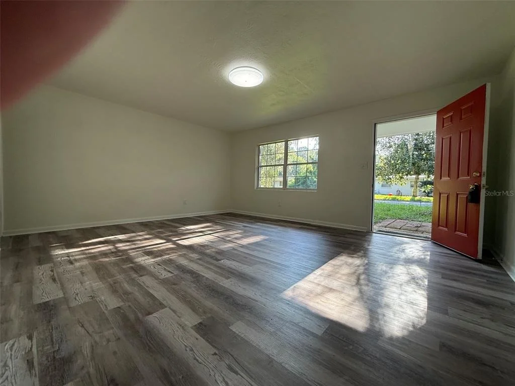 Photo of 2100 SE 50TH STREET