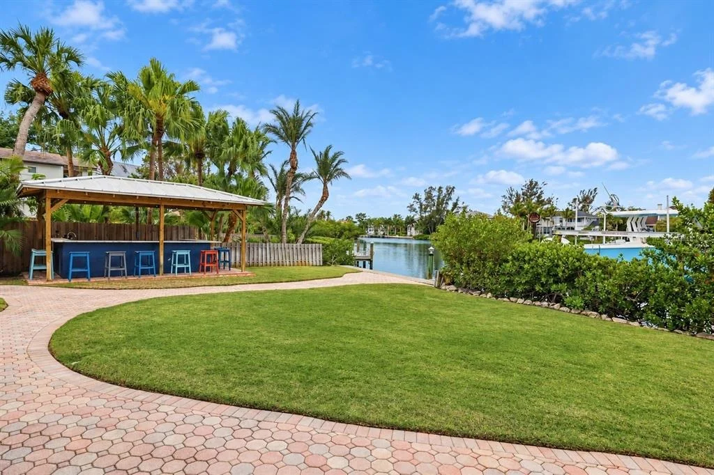 Photo of 4034 ROBERTS POINT ROAD