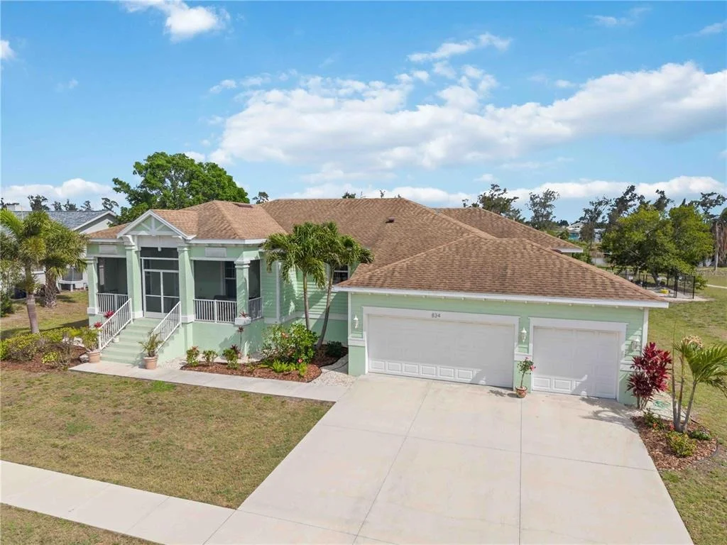 Photo of 834 BIRDIE WAY