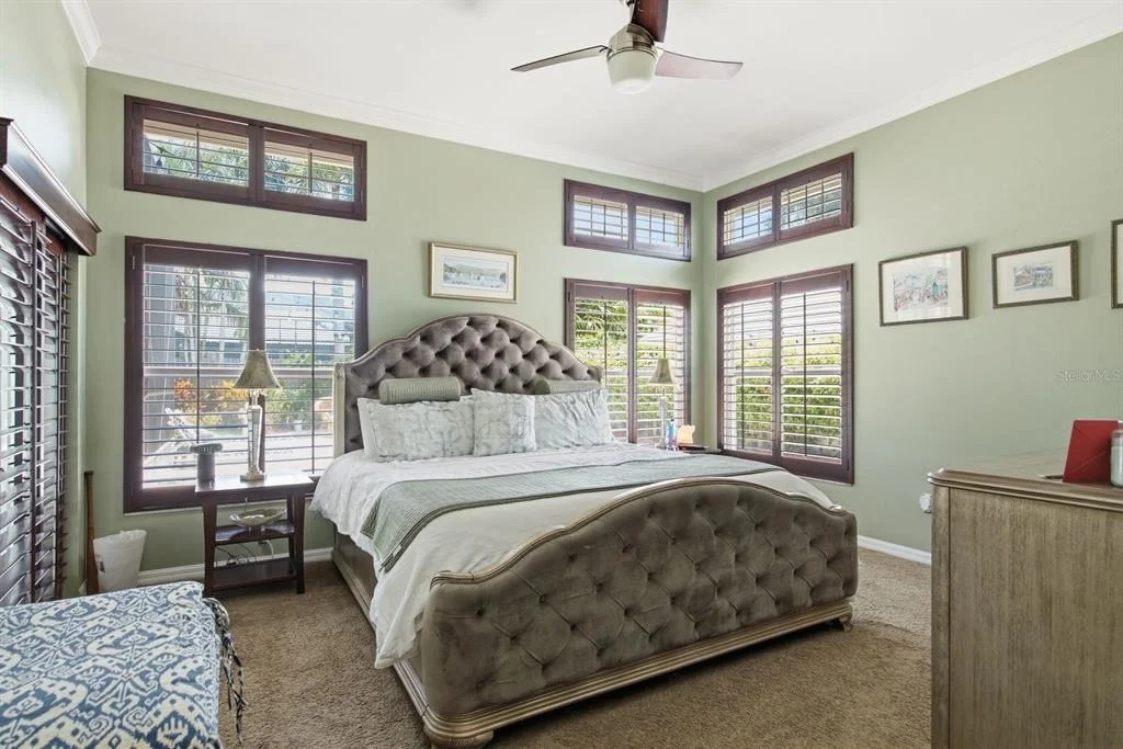Photo of 141 OLD OAK CIRCLE