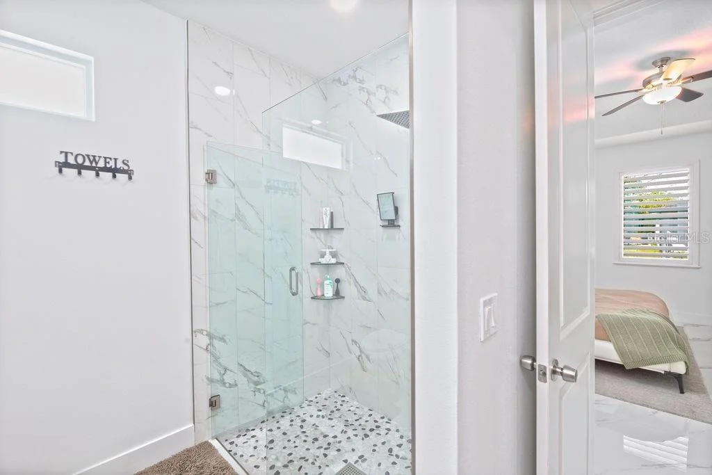 Photo of 3573 NW 18TH AVENUE