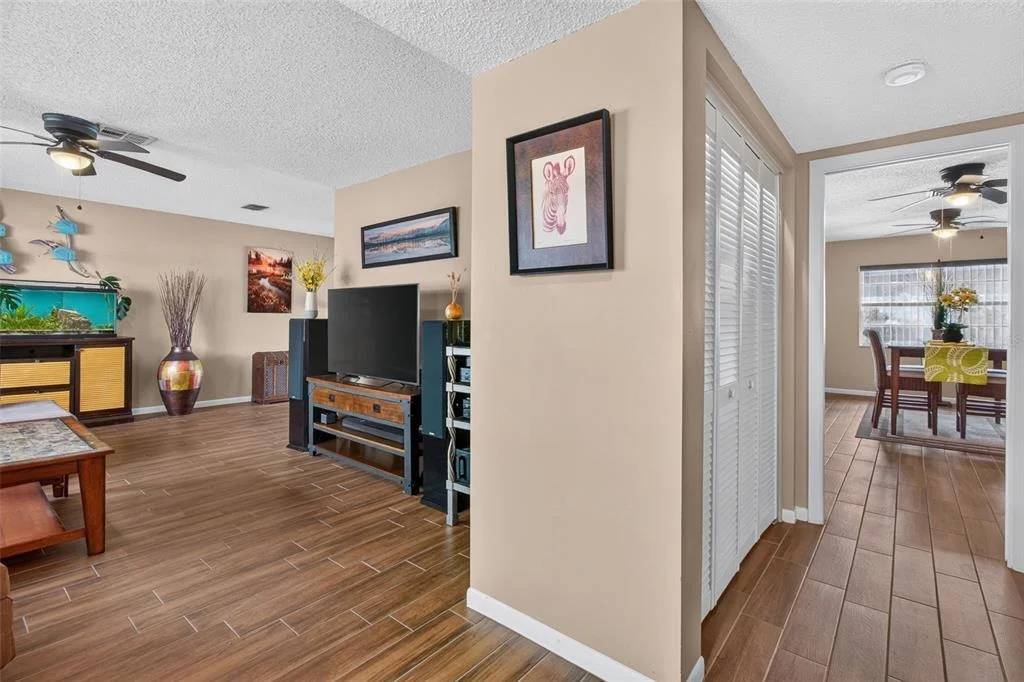 Photo of 2221 COLONIAL DRIVE