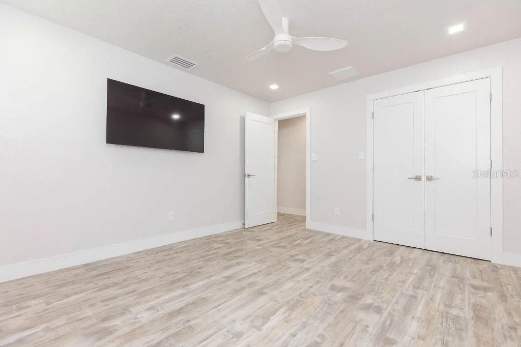 Photo of 306 BUTTONWOOD LANE