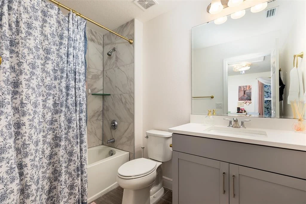 Photo of 5012 BESSIE COURT