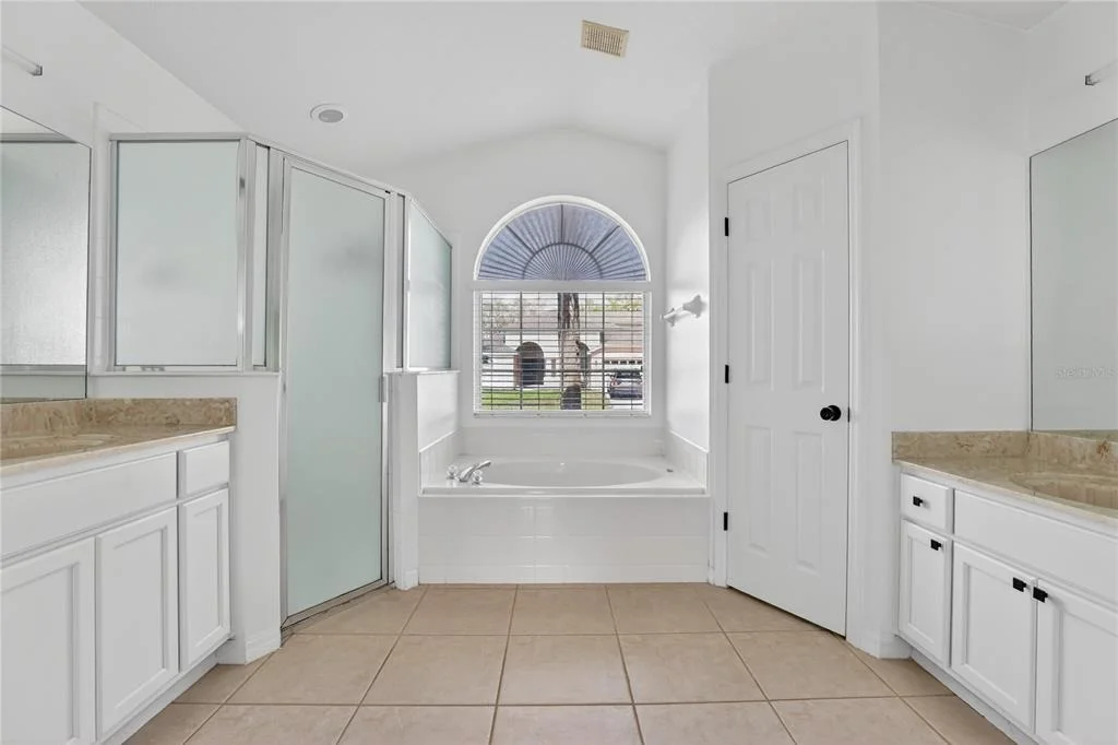 Photo of 1042 CHAMBERLIN TRAIL