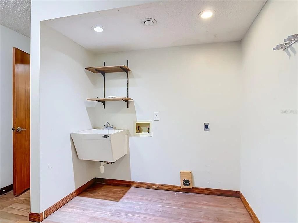 Photo of 1032 VALLEY FORGE ROAD