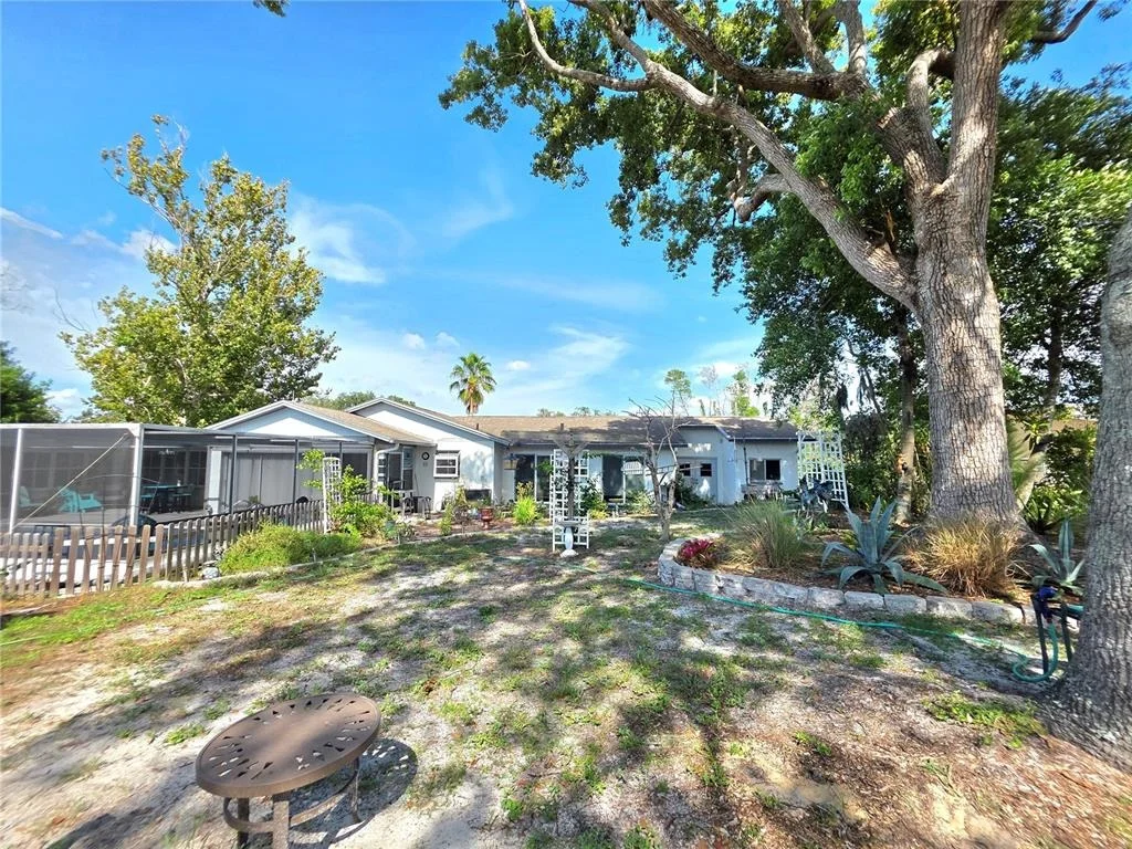 Photo of 9040 BAY DRIVE