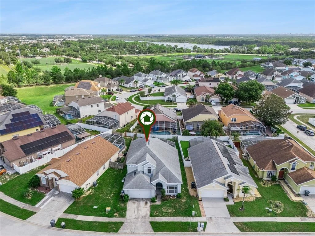 Photo of 523 ROCHESTER LOOP