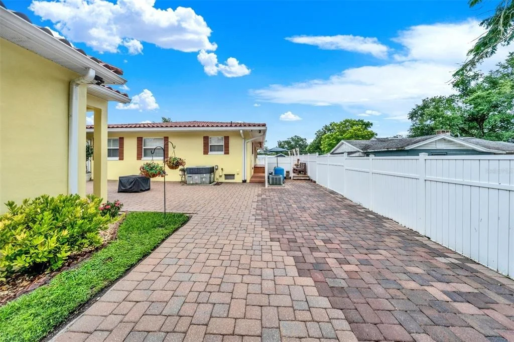 Photo of 123 SUNRISE BOULEVARD