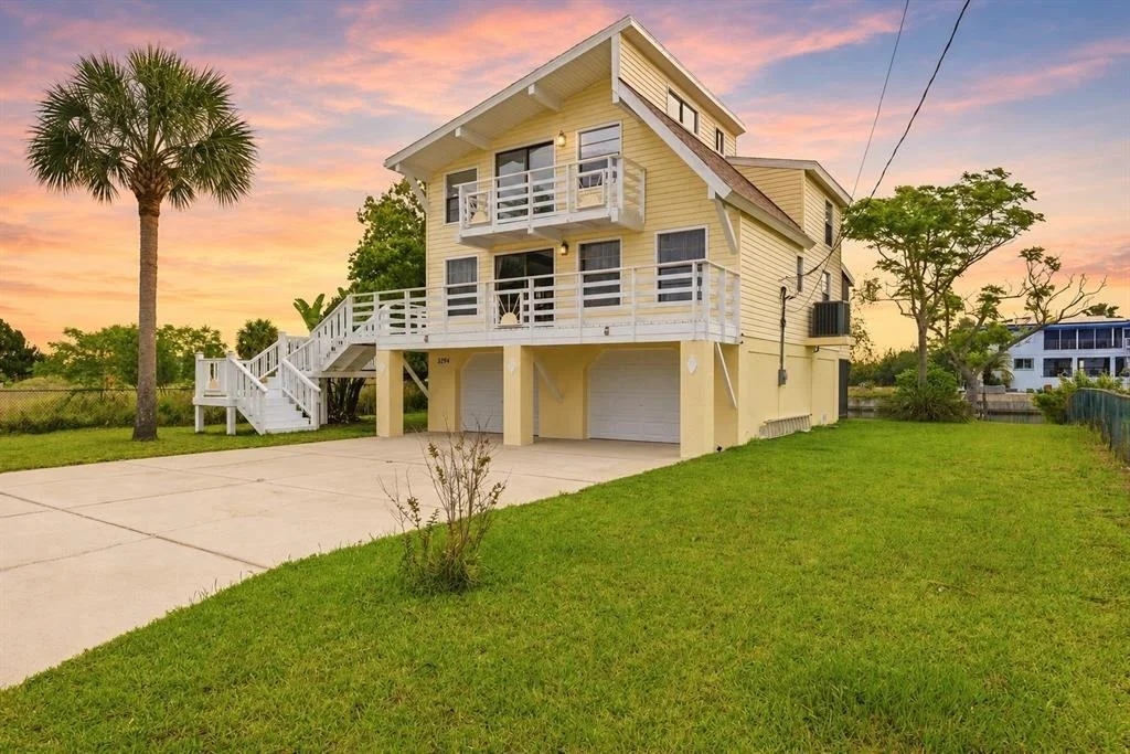 Photo of 3294 GARDENIA DRIVE