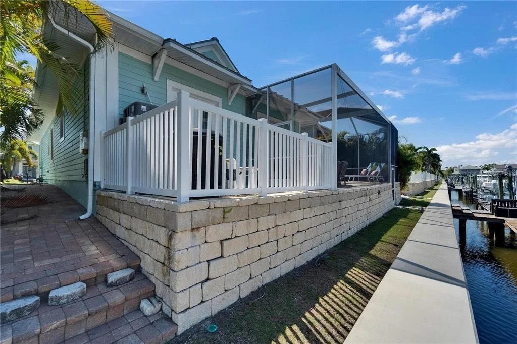 Photo of 426 ISLEBAY DRIVE