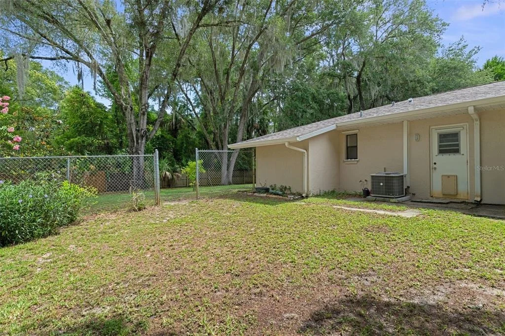 Photo of 5931 N BROOKGREEN DRIVE