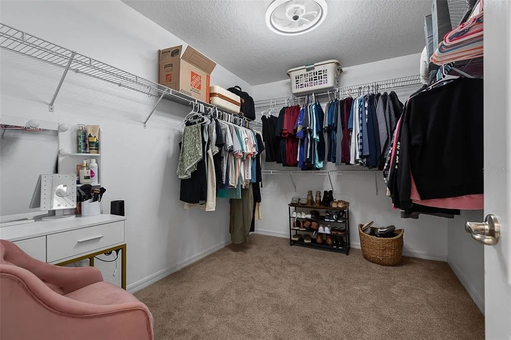 Photo of 123 OAKLEAF WAY