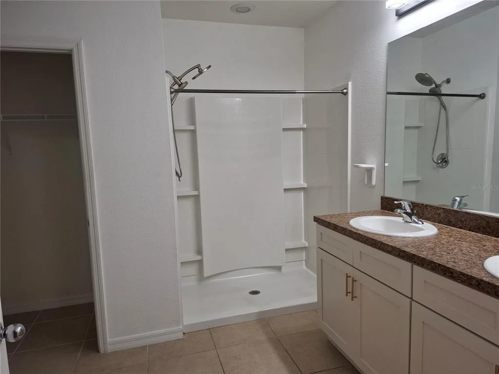 Photo of 2805 NE 45TH AVENUE