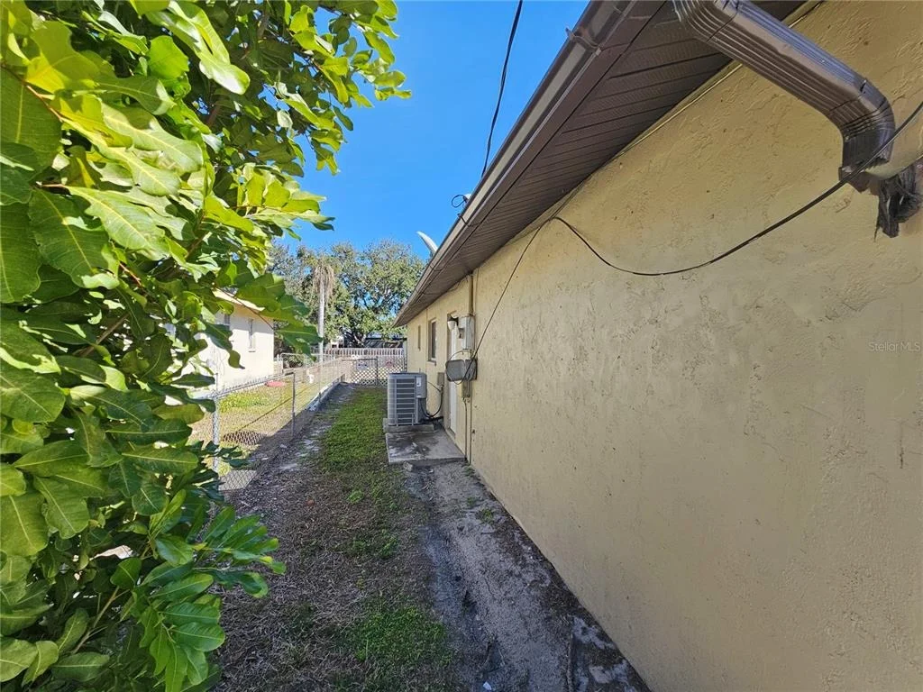 Photo of 1011 BACON AVENUE