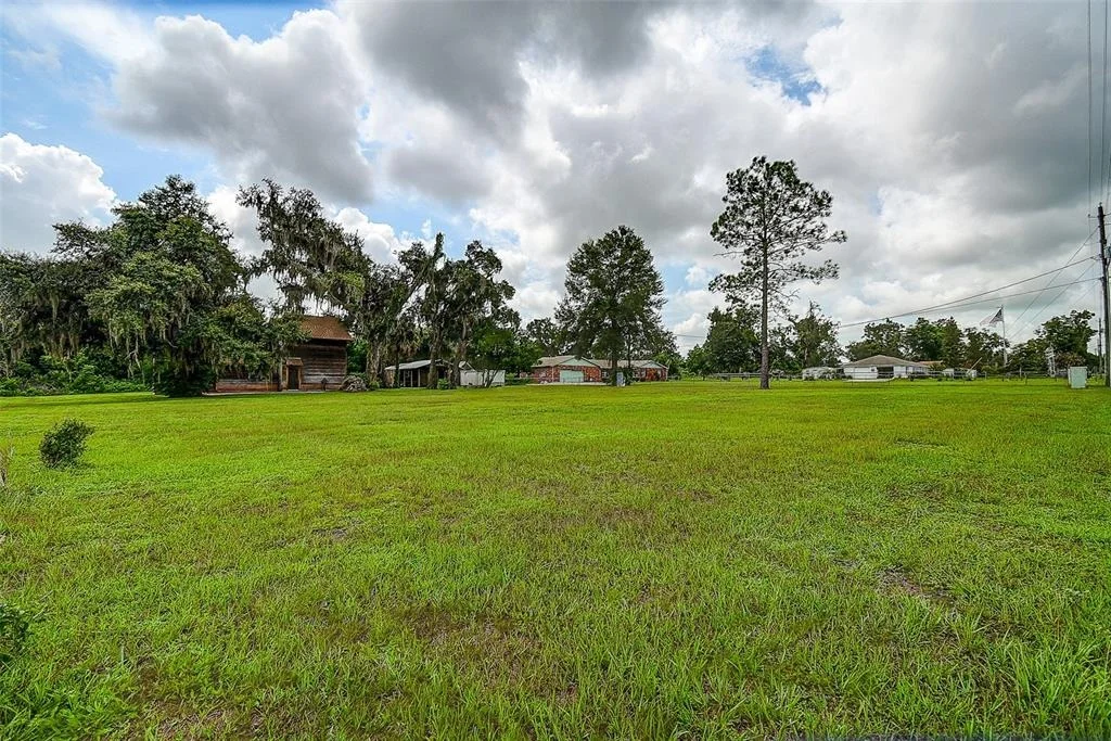 Photo of 11700 VALLEY ROAD