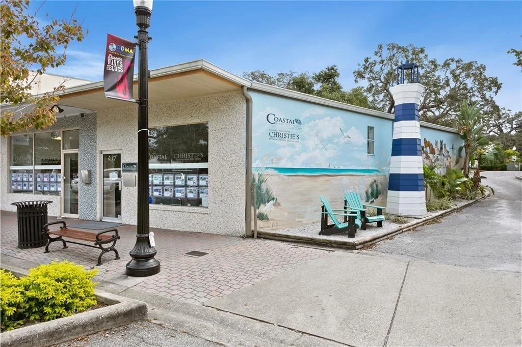 Photo of 902 BELTREES STREET