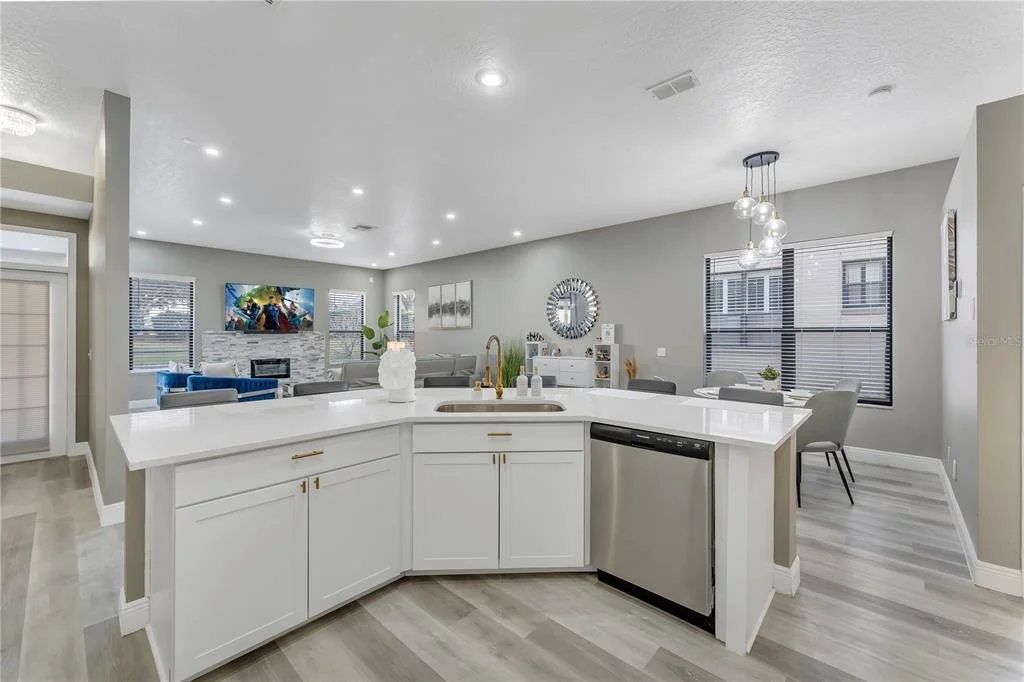 Photo of 419 MCFEE DRIVE