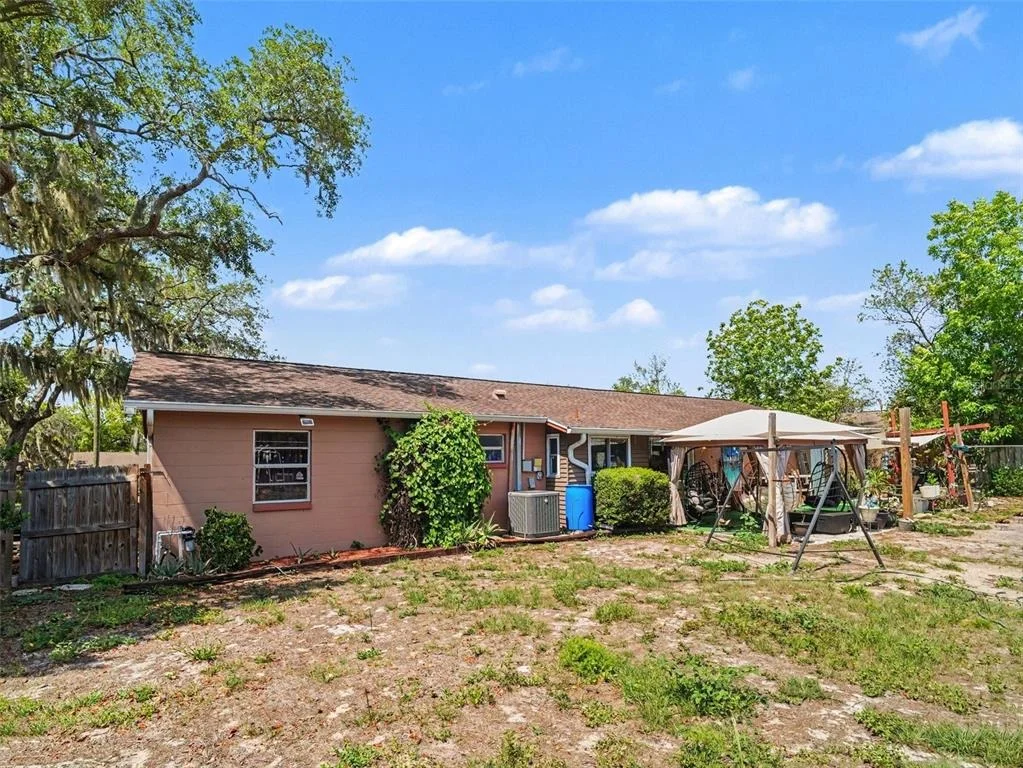 Photo of 11207 CREEKVIEW DR