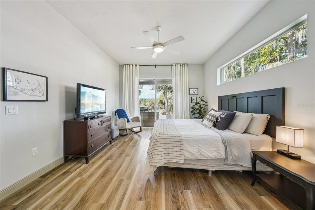 Photo of 11325 HIDDEN VALLEY LANE