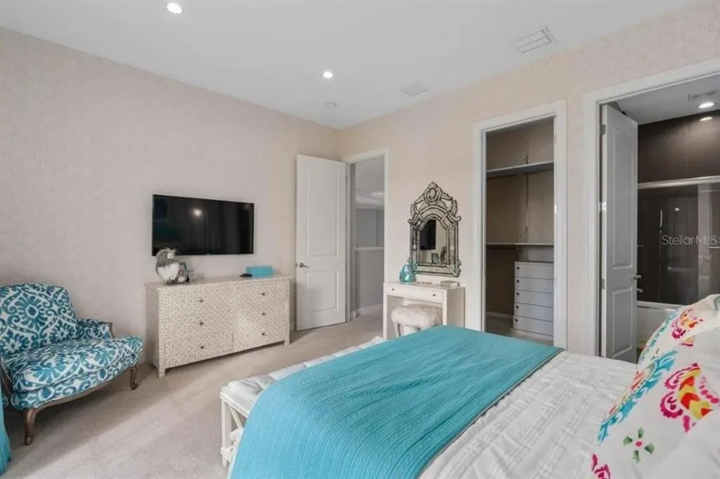 Photo of 4302 ISABELLA CIR