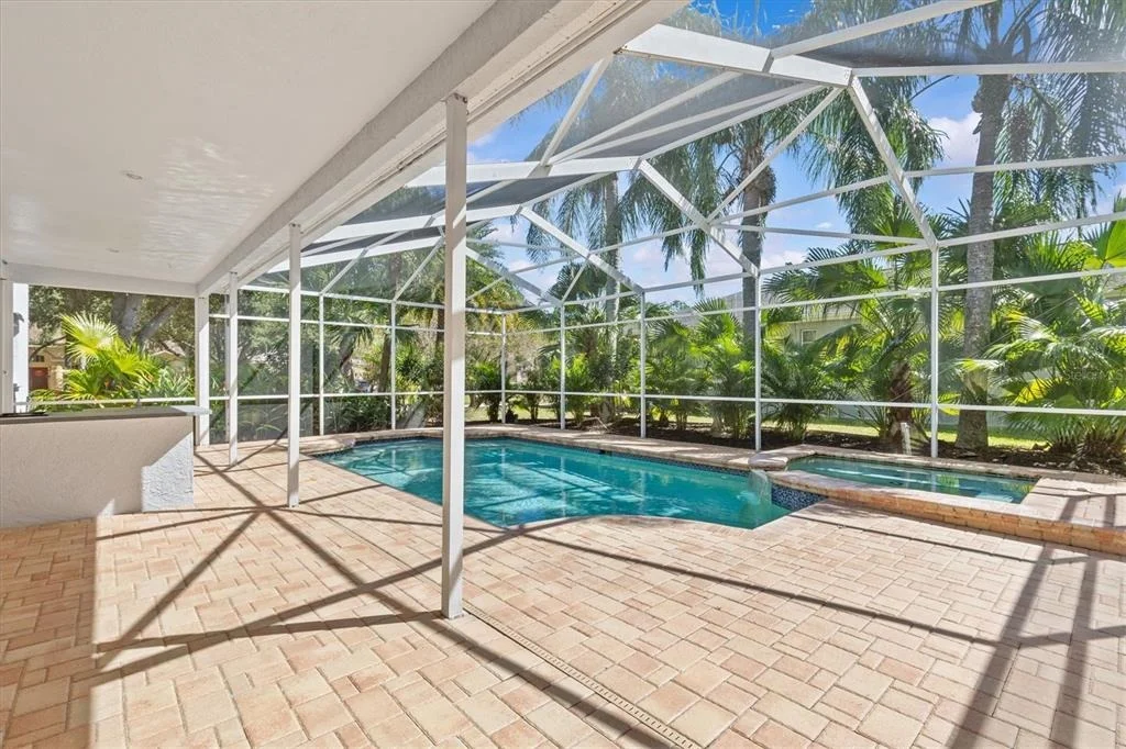 Photo of 2328 WARWICK DRIVE