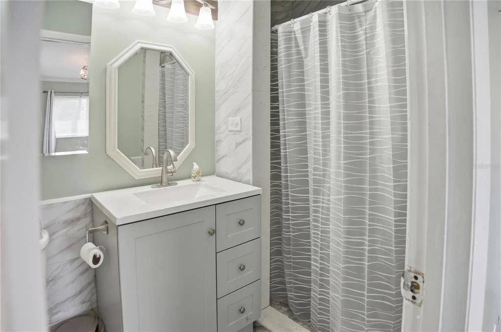 Photo of 8 SILVER WAY