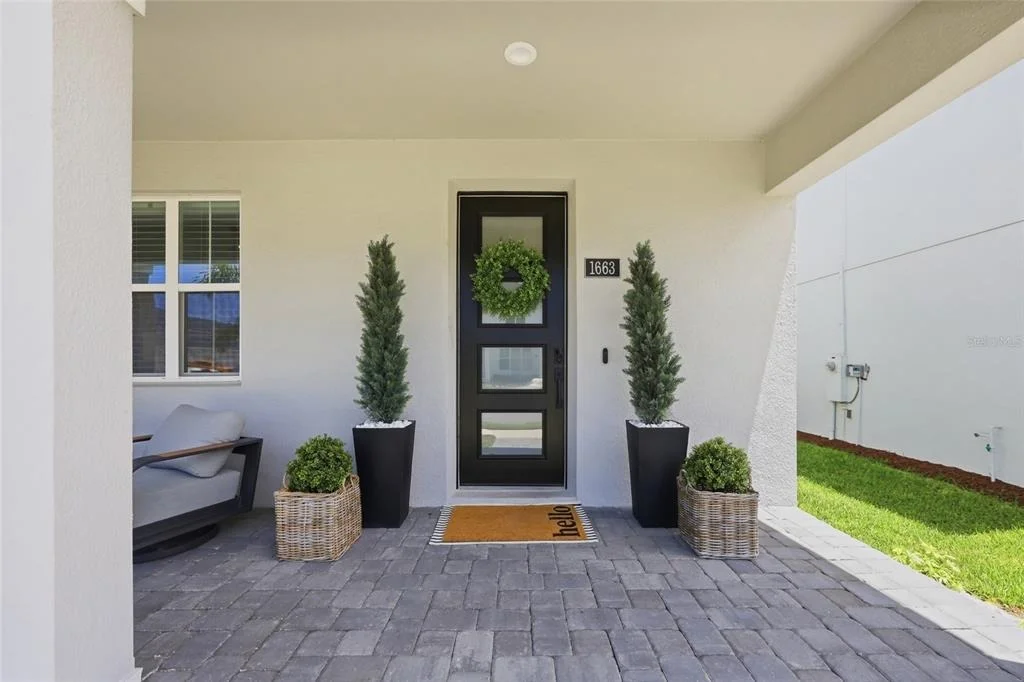 Photo of 1663 CROWNCREST DRIVE