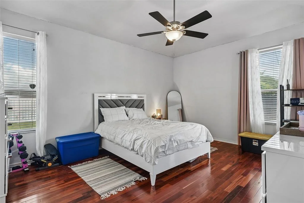 Photo of 1008 ROBINWOOD DRIVE