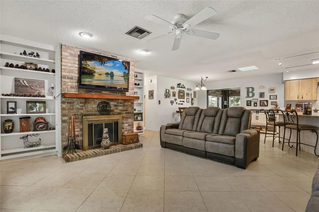 Photo of 1080 FOREST DRIVE