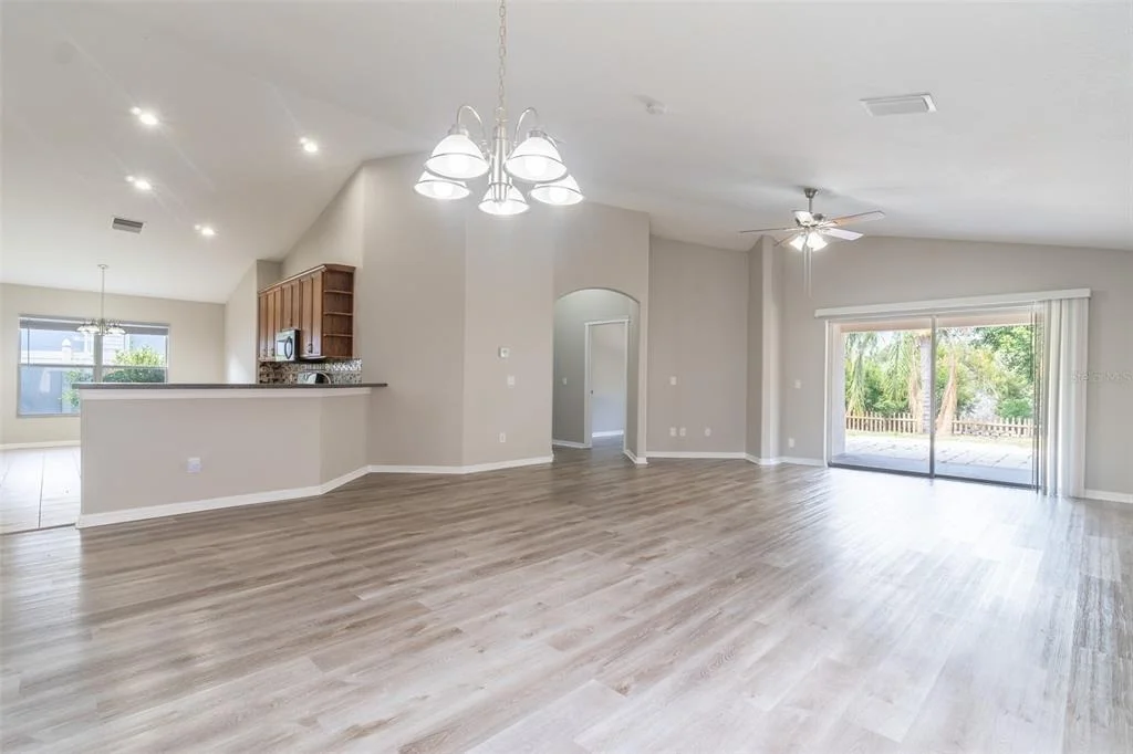 Photo of 6806 GUILFORD CREST DRIVE