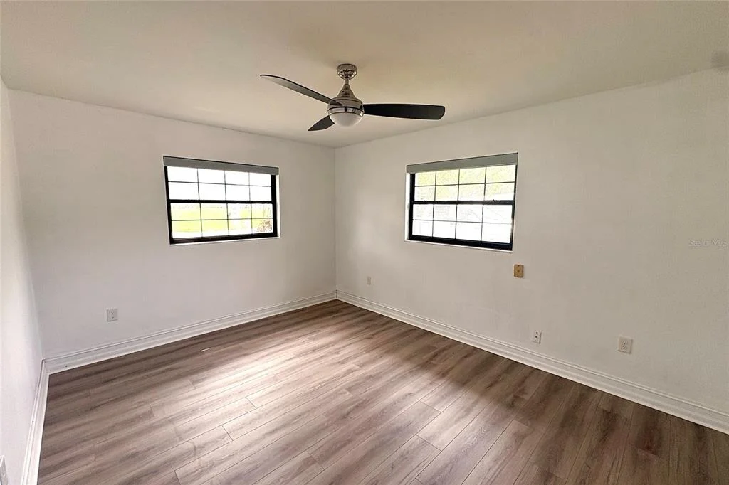 Photo of 1349 VIEWTOP DRIVE