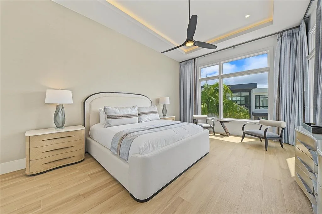 Photo of 900 GOLDEN BEAR DRIVE