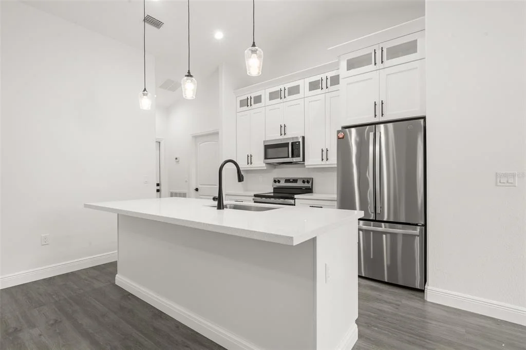 Photo of 3921 DAUPHINE STREET