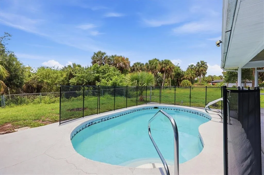 Photo of 4850 BRICKELL DRIVE