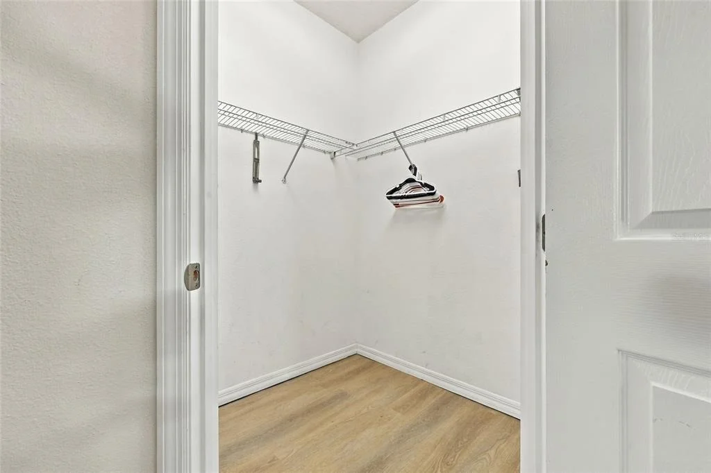 Photo of 6000 OAK GREEN LOOP
