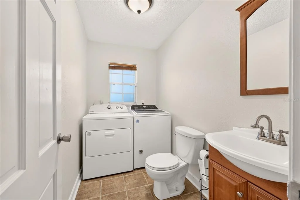 Photo of 2124 NE 7TH STREET