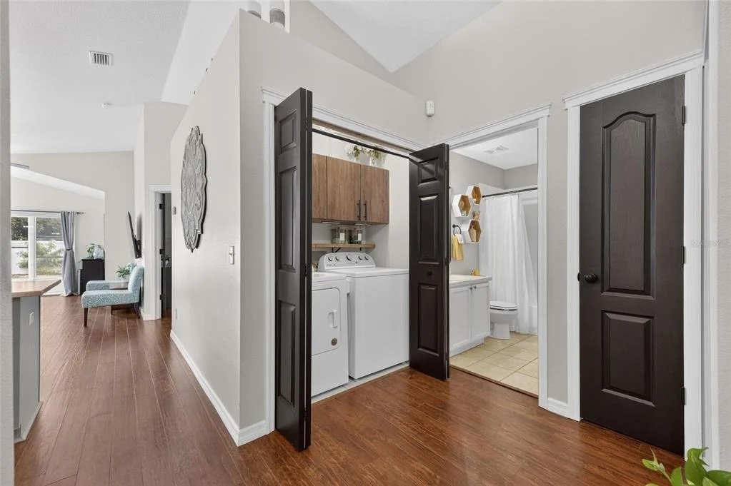Photo of 7629 DEVONBRIDGE GARDEN WAY