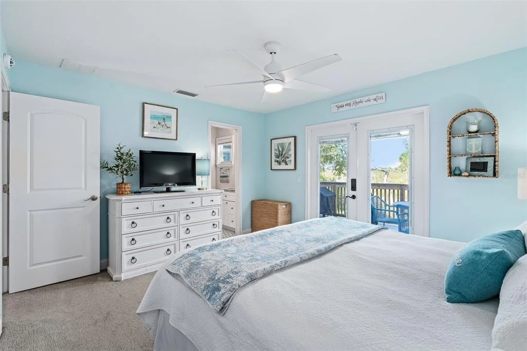 Photo of 1843 OAK PLACE