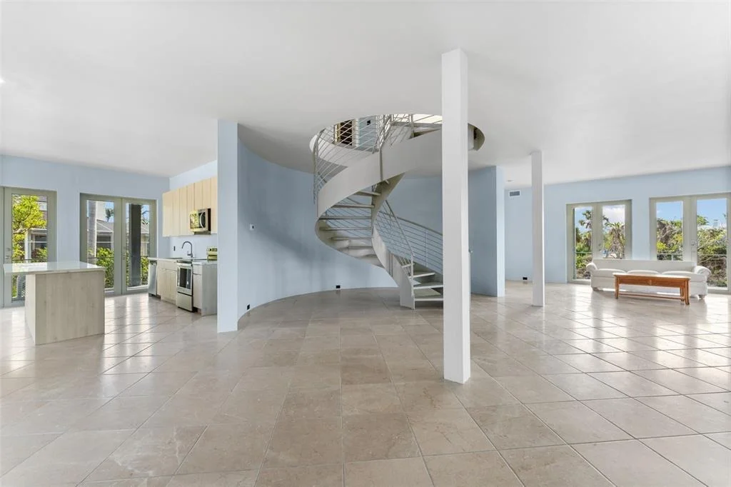 Photo of 4150 DINGMAN DRIVE