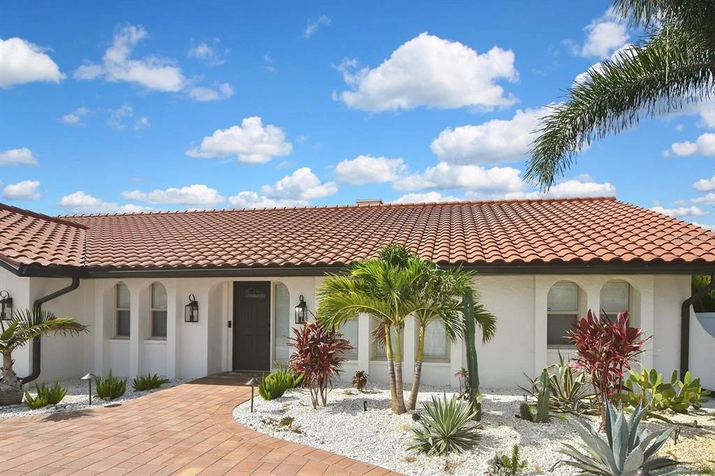 Photo of 429 DARLING DRIVE