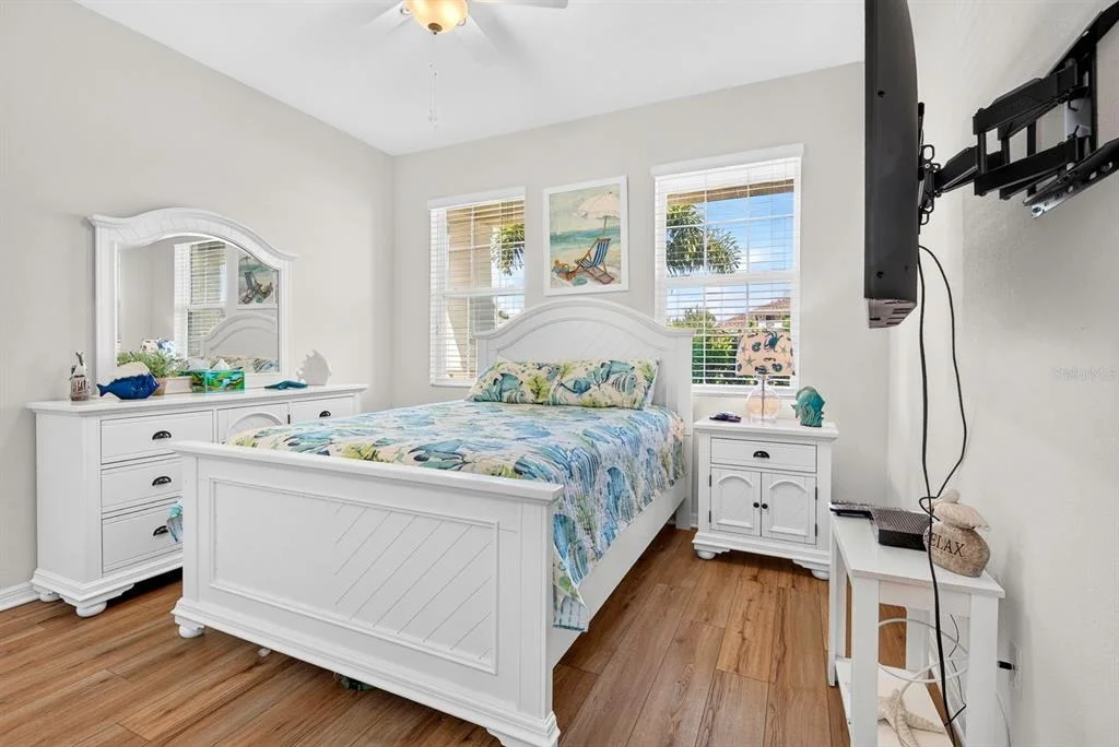Photo of 6435 DEVESTA LOOP